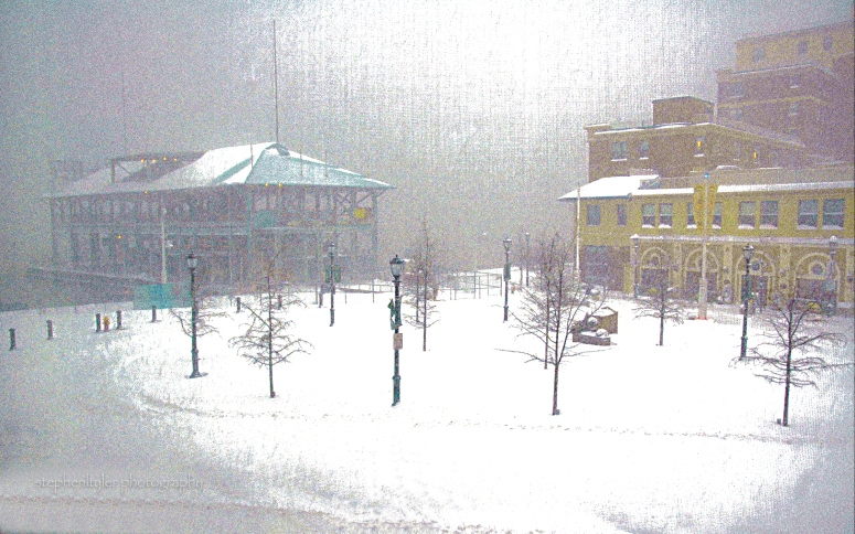 Blizzard of 2006 at Yonkers Pier, NY_P